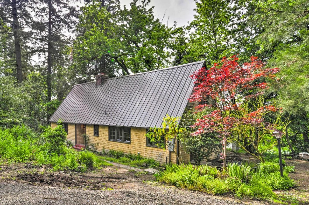Peaceful And Elegant Cottage With Riverside View Орегон-Сити Экстерьер фото